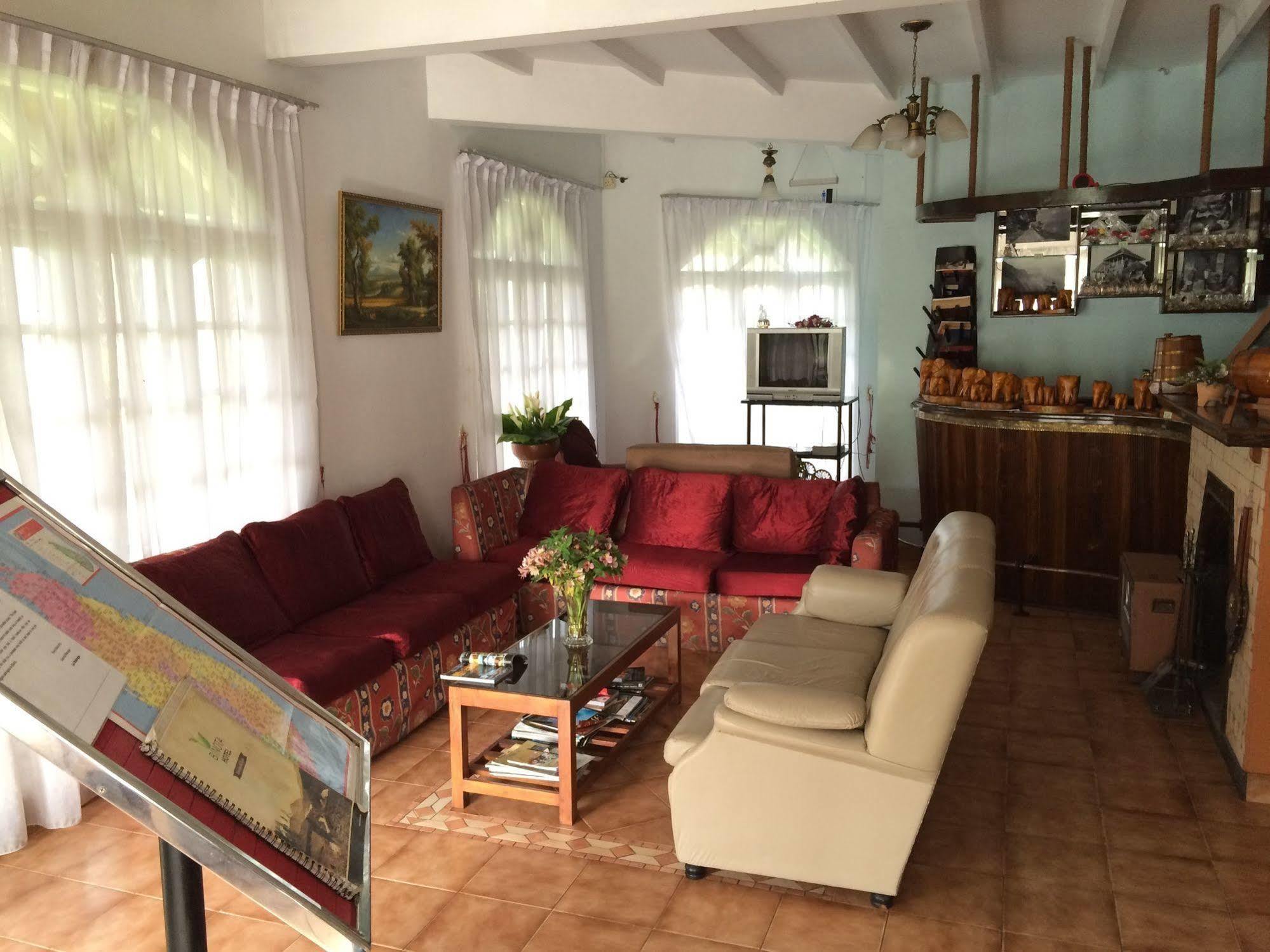 Binota Hotel Нувара-Елія Екстер'єр фото